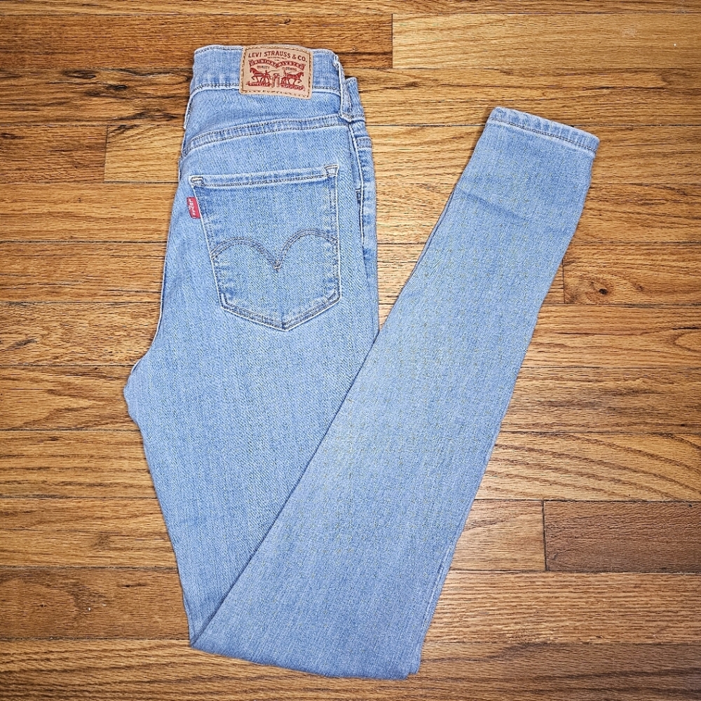 Levi's Women's Skinny Jean